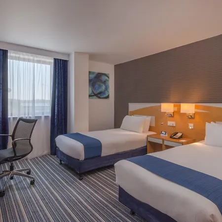 Express - Castle Bromwich, An Ihg 3*