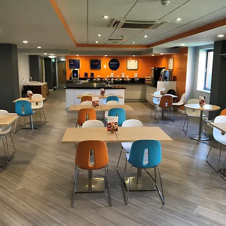 Express - Castle Bromwich, An Ihg 3*