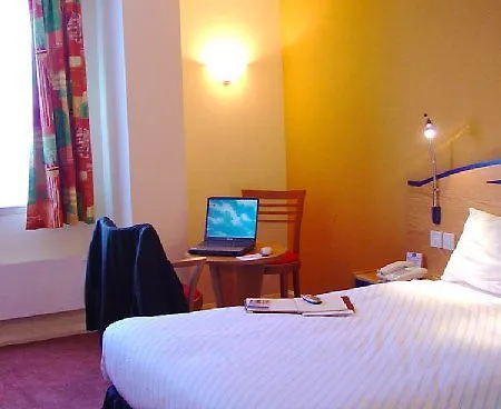 Express - Castle Bromwich, An Ihg 3* Μπέρμιγχαμ